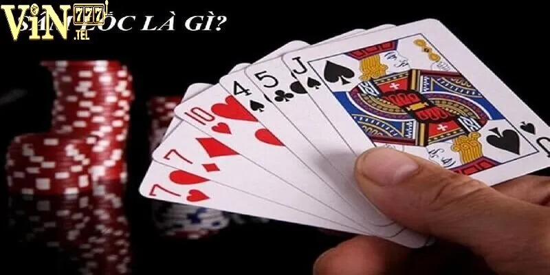 Khám Phá Thế Giới Giải Trí Đỉnh Cao Cùng Sâm VIN777 2 Tổng quan về thể loại game bài Sâm VIN777